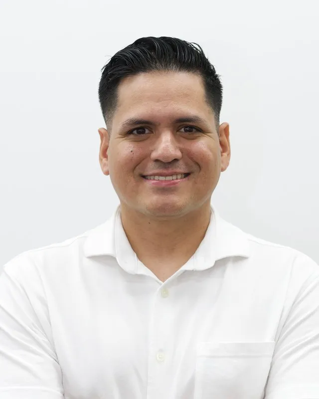 Pedro, barber at Legacy Barbershop, Austin TX
